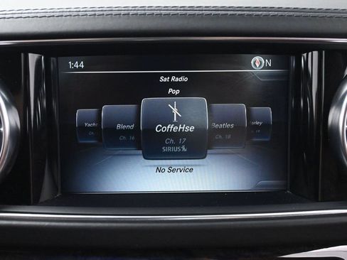 Used 2018 Mercedes-Benz SL 550 image 26