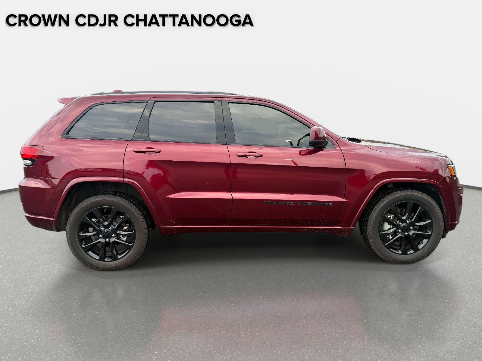 Used 2022 Jeep Grand Cherokee Laredo X RWD image 6