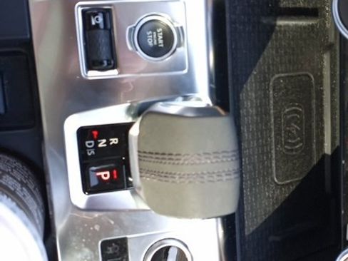 Used 2021 Jaguar F-PACE S image 19