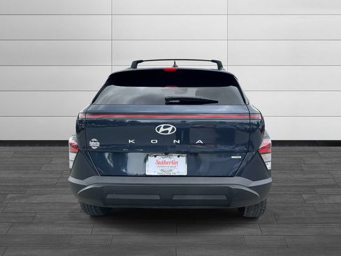 Used 2024 Hyundai Kona SEL AWD/4WD image 4