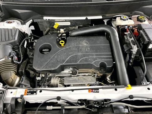 Used 2024 GMC Terrain SLE w/ Driver Convenience Package image 29