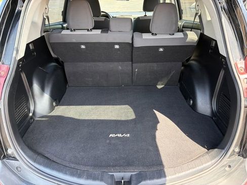 Used 2015 Toyota RAV4 LE AWD/4WD image 5