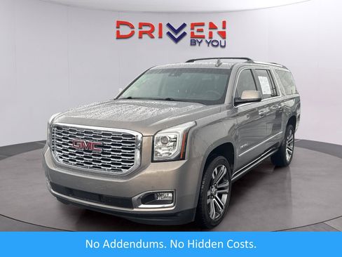 Used 2019 GMC Yukon XL Denali w/ Denali Ultimate Package RWD image 1