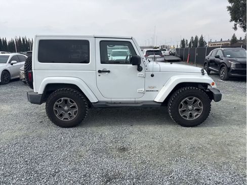 Used 2014 Jeep Wrangler Sahara w/ Trailer Tow Group image 9