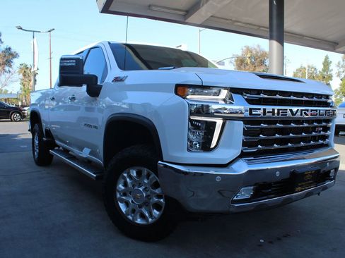 Used 2023 Chevrolet Silverado 2500 LTZ w/ LTZ Plus Package image 7