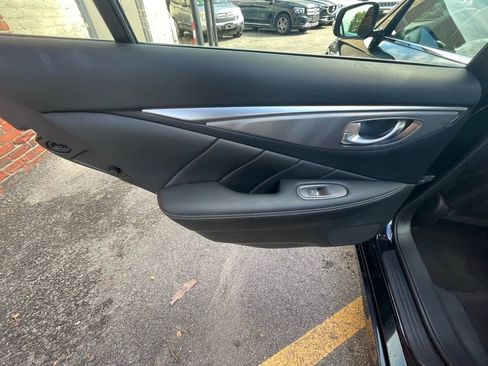 Used 2016 INFINITI Q50 Premium image 22