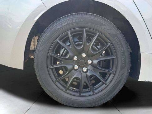 Used 2023 Toyota Corolla LE FWD image 58