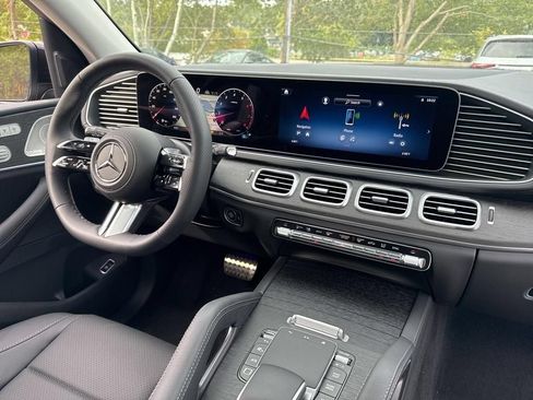 Certified 2026 Mercedes-Benz GLS 450 4MATIC image 14