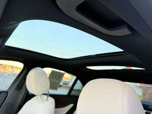 Used 2017 Mercedes-Benz E 300 4MATIC w/ Premium 1 Package image 20