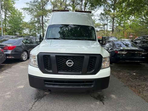 Used 2014 Nissan NV 2500 SV w/ Technology Package RWD image 2