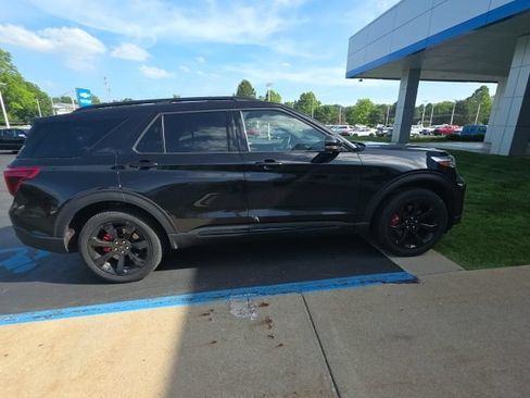 Used 2023 Ford Explorer ST w/ Equipment Group 401A AWD/4WD image 9
