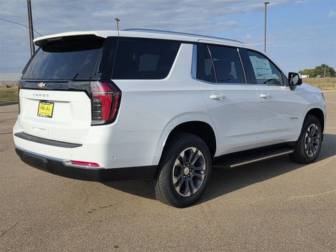 New 2026 Chevrolet Tahoe LS image 4