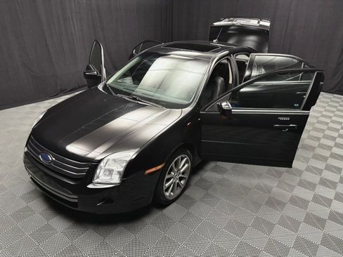 Used 2009 Ford Fusion SEL FWD image 16