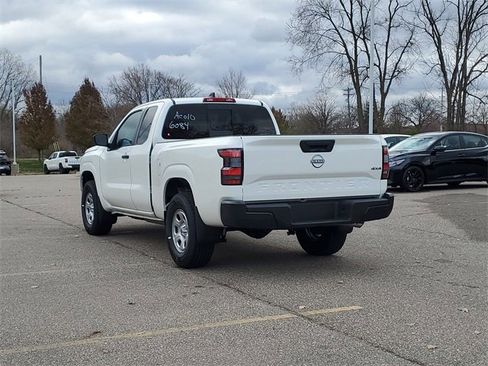 New 2026 Nissan Frontier S image 3