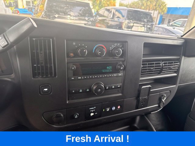 Used 2025 Chevrolet Express 2500 w/ Driver Convenience Package RWD image 6
