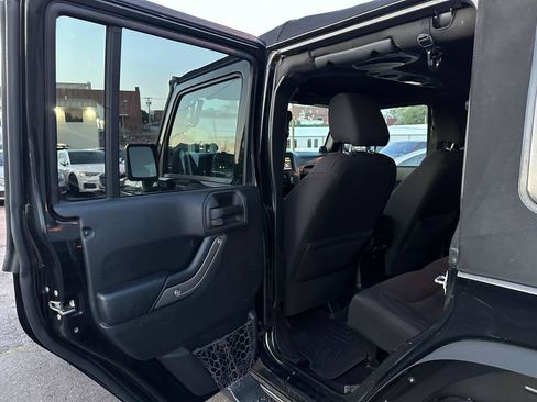 Used 2013 Jeep Wrangler Unlimited Sport AWD/4WD image 19