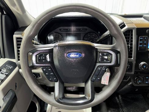 Used 2019 Ford F250 XL w/ Power Equipment Group image 18