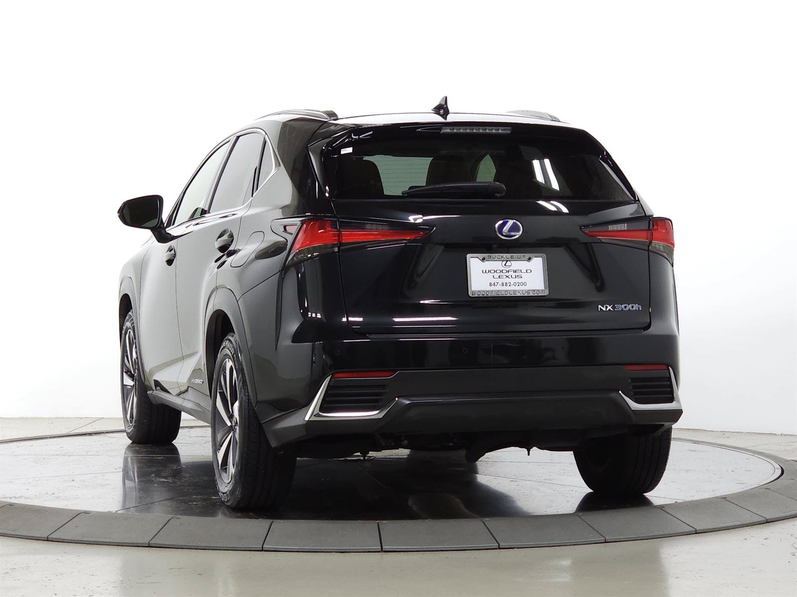 Used 2018 Lexus NX 300h AWD w/ Luxury Package image 5