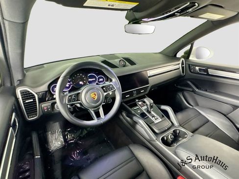 Used 2023 Porsche Cayenne Platinum Edition AWD/4WD image 30