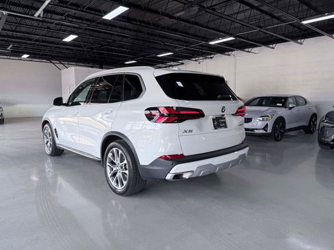 Used 2026 BMW X5 xDrive40i AWD/4WD image 4