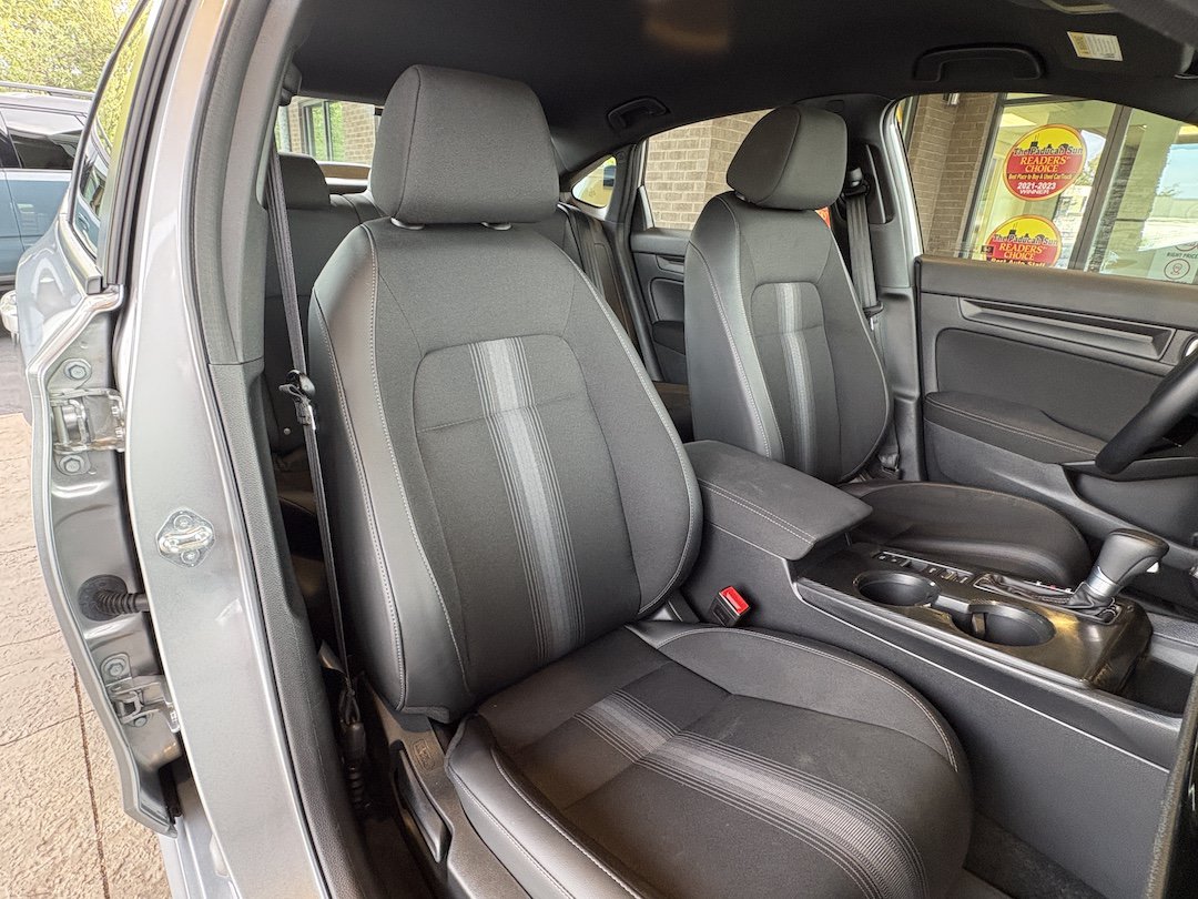 Used 2025 Honda Civic Sport image 24