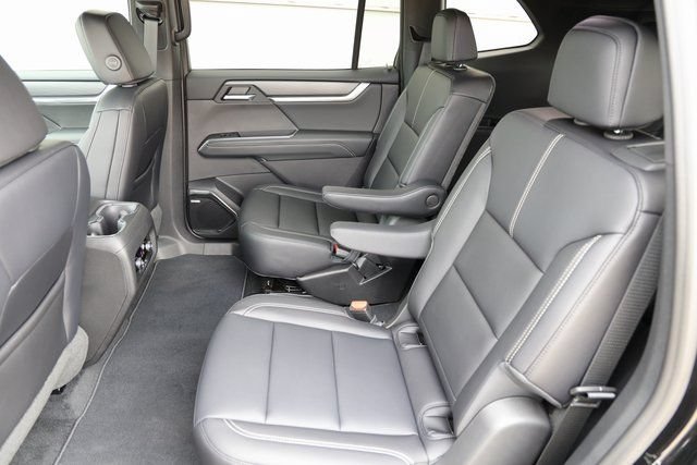 New 2026 GMC Acadia Elevation w/ Black Edition FWD image 12