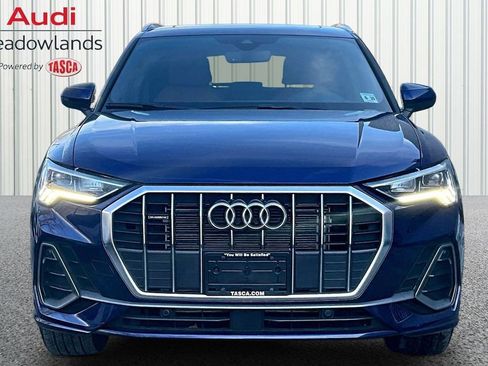 Used 2025 Audi Q3 2.0T Premium w/ Convenience Package image 2