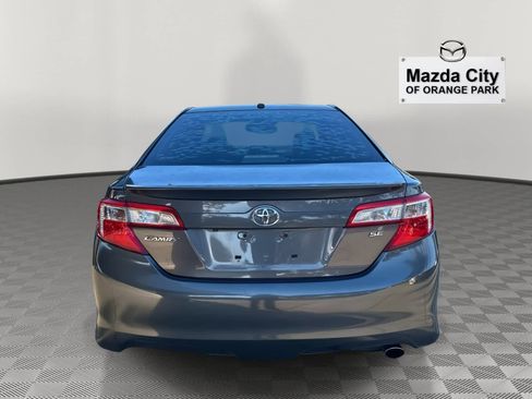 Used 2014 Toyota Camry SE image 6