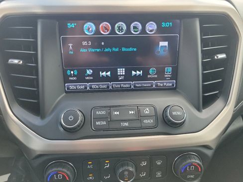 Used 2019 GMC Acadia Denali w/ Technology Package AWD/4WD image 22