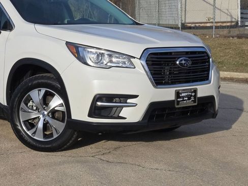 Used 2021 Subaru Ascent Premium image 2