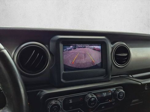 Used 2021 Jeep Wrangler Sport AWD/4WD image 13