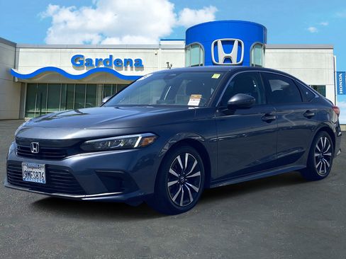 Certified 2024 Honda Civic EX image 3