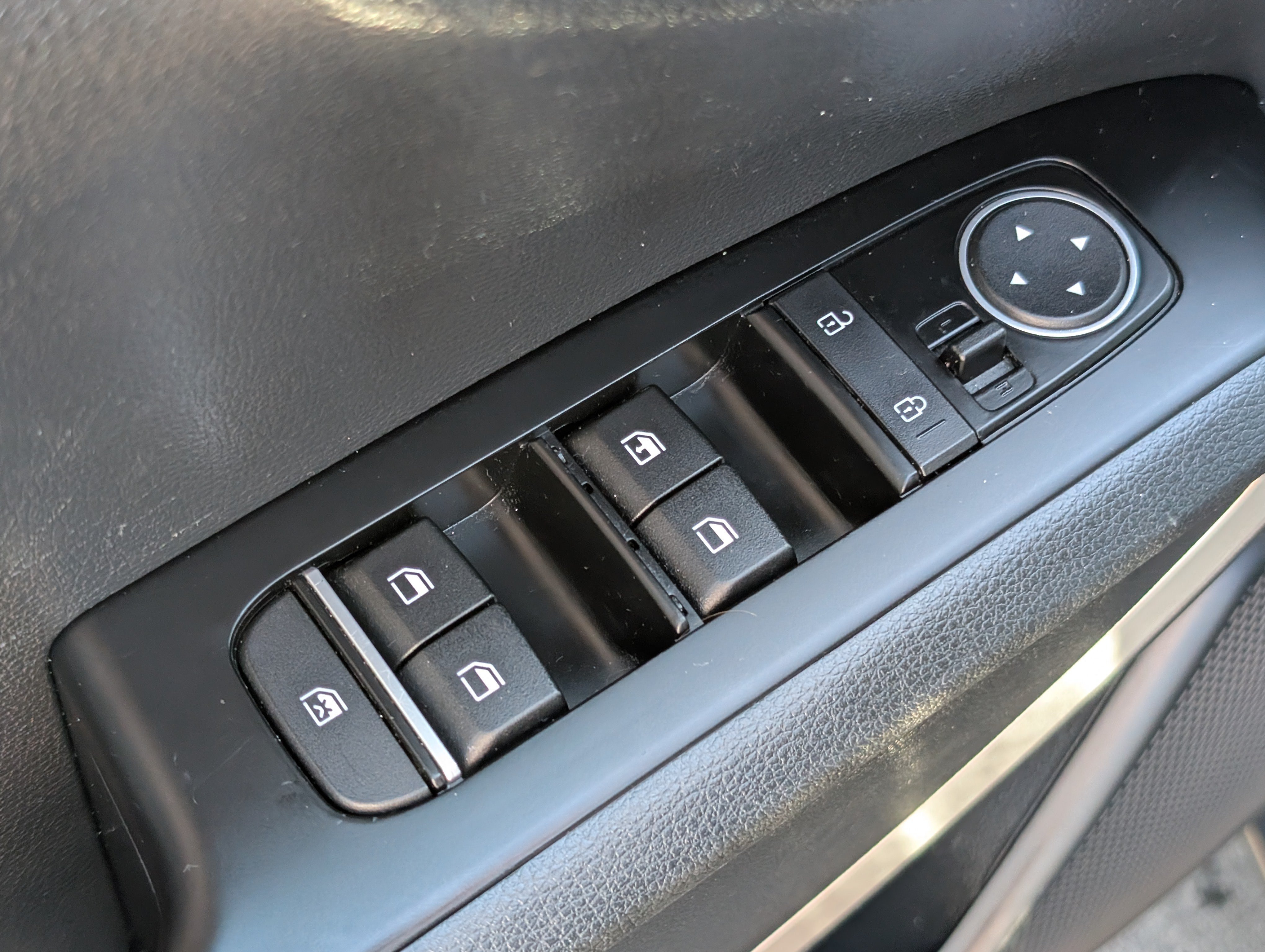 Used 2024 Kia Soul LX w/ Option Group 015 FWD image 15
