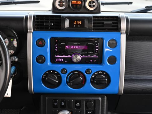 Used 2008 Toyota FJ Cruiser 2WD image 20