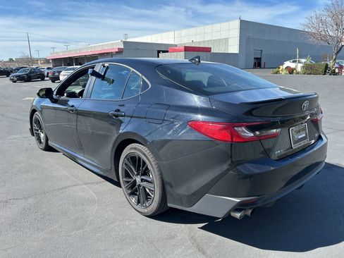 Certified 2025 Toyota Camry SE image 3