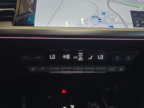 Certified 2023 Audi Q4 e-tron Premium Plus AWD/4WD image 27