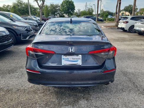 Used 2024 Honda Civic Sport image 6