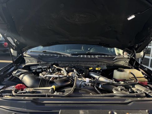 Used 2019 Ford F250 Lariat w/ Lariat Ultimate Package image 45