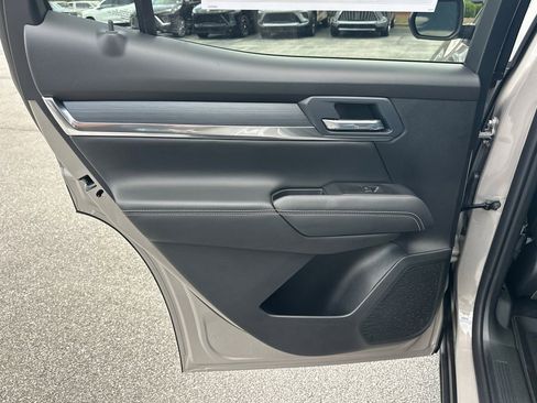 New 2026 GMC Terrain Elevation w/ Elevation Premium Package FWD image 22