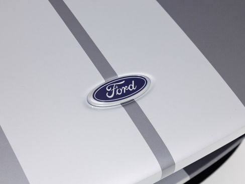 Used 2006 Ford GT RWD image 58