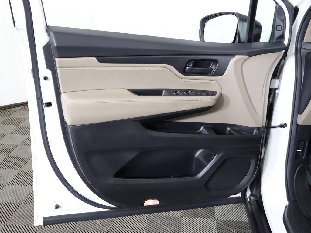 Used 2022 Honda Odyssey EX image 23