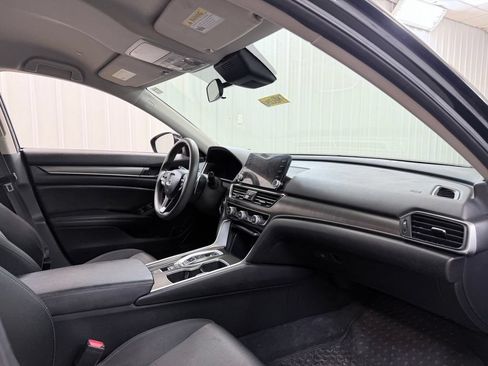 Used 2021 Honda Accord Hybrid image 30