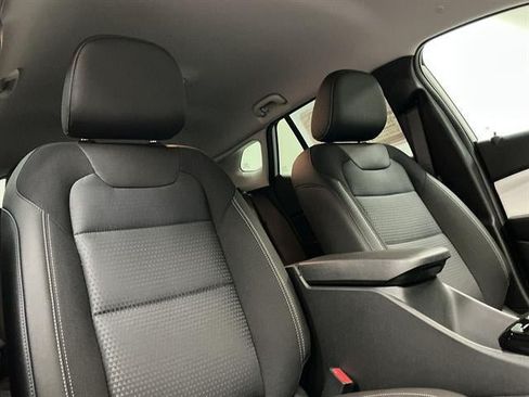 New 2026 Chevrolet Trax LT w/ Driver Confidence Package FWD image 33