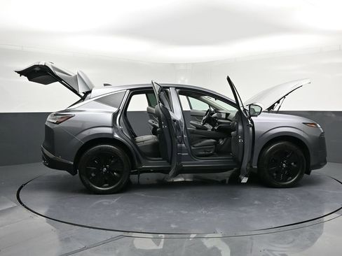 Used 2025 Nissan Murano SV image 37