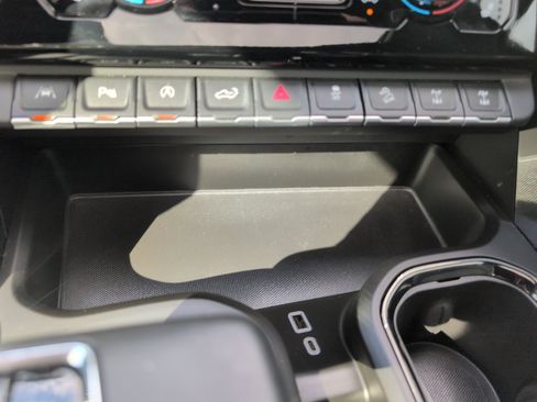 Used 2024 GMC Sierra 1500 AT4X AWD/4WD image 38