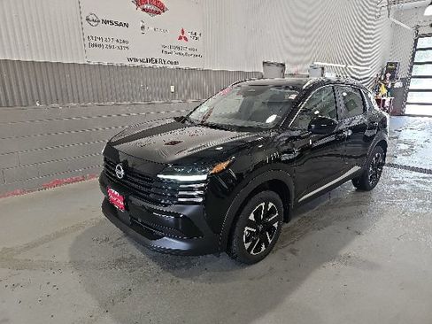 New 2026 Nissan Kicks SV w/ SV Premium Package AWD/4WD image 7