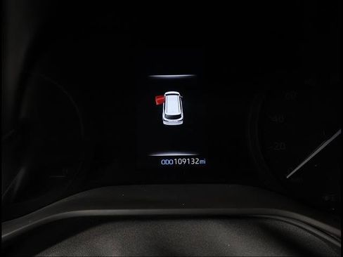 Used 2021 Toyota Sienna XLE FWD image 9