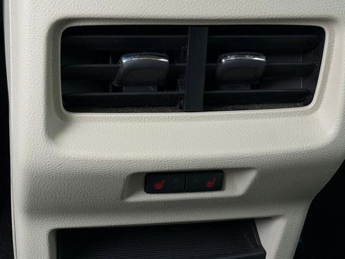 Used 2016 Ford Edge Titanium w/ Equipment Group 301A image 25