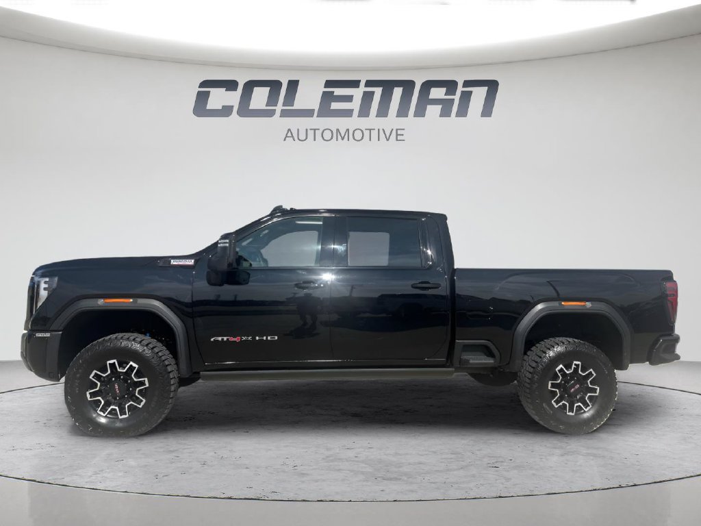 Used 2025 GMC Sierra 2500 AT4X AWD/4WD image 4