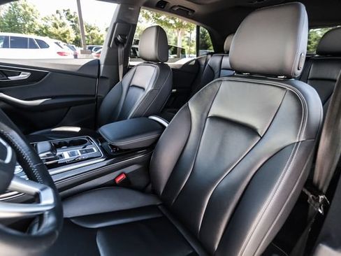 Used 2019 Audi Q8 Premium w/ Convenience Package AWD/4WD image 50